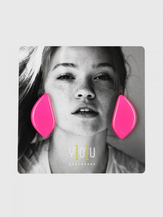 Серьги Wood Лепестки миндаля-1