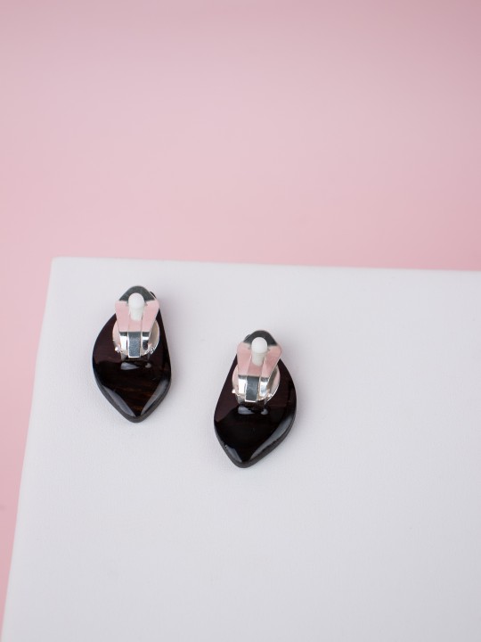 Клипсы Wood Лепестки миндаля-1