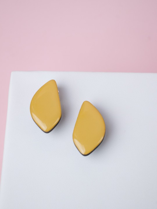 Клипсы Wood Лепестки миндаля