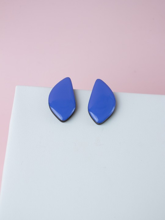 Серьги Wood Лепестки миндаля