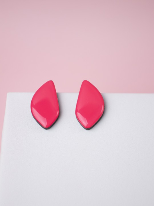 Серьги Wood Лепестки миндаля