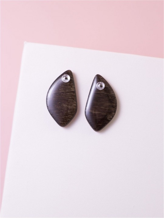 Серьги Wood Лепестки миндаля-1