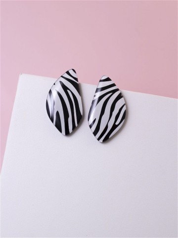 Серьги Animal Лепестки миндаля