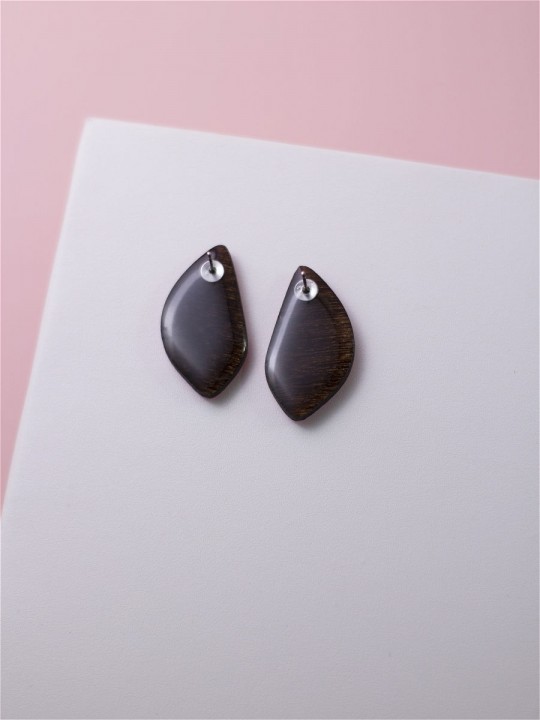 Серьги Wood Лепестки миндаля-1